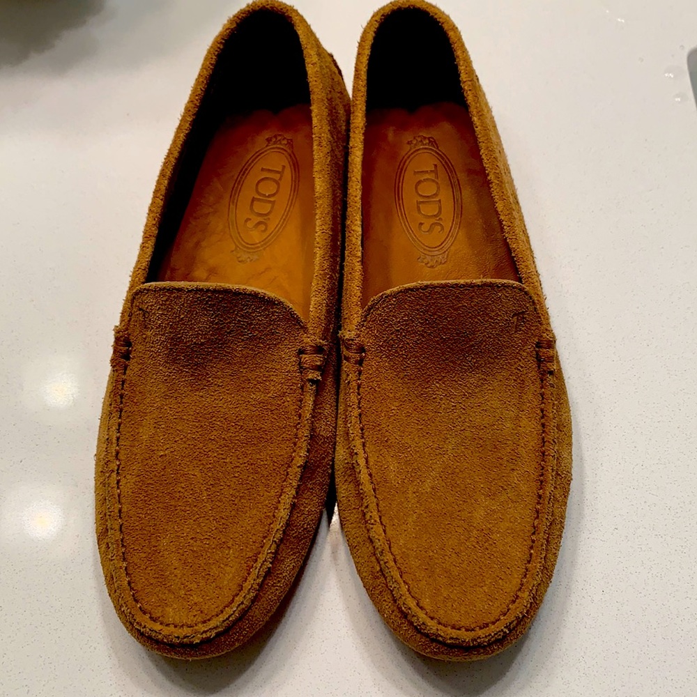Suede tan driving loafers